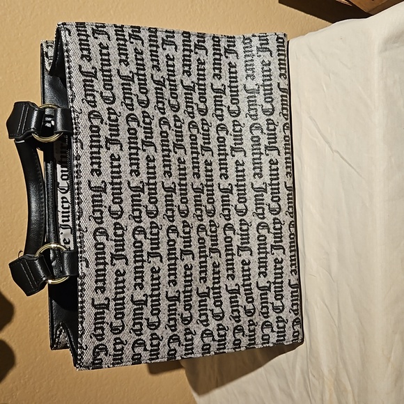 Juicy couture purse - Picture 4 of 13
